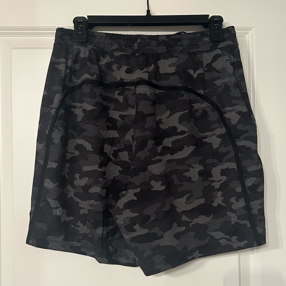 Men’s lululemon shorts
